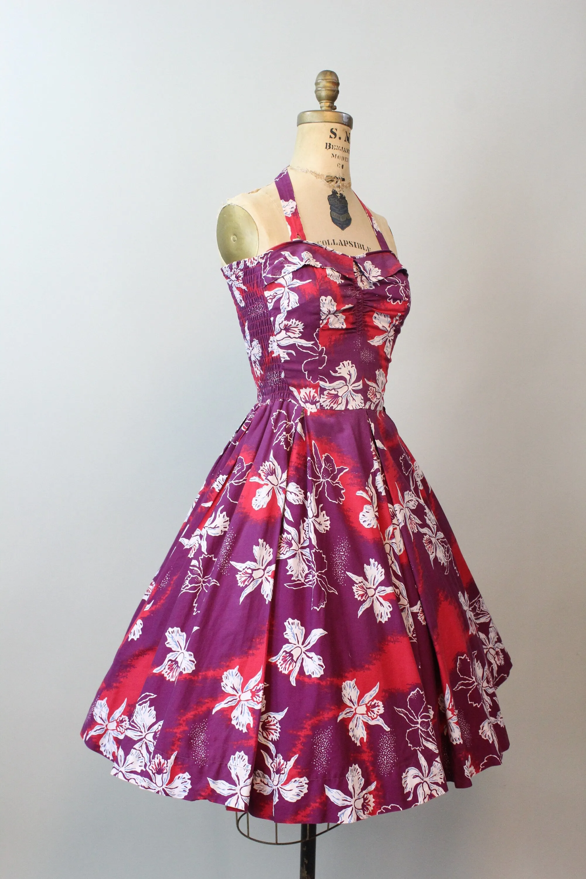 1950s HAWAIIAN strapless HALTER dress xs | new spring