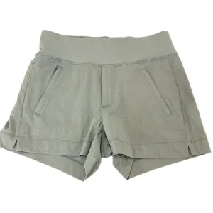 Athleta Trekkie North Short 4 Zipper Pockets Semi Fitted Mid Rise Lightweight
