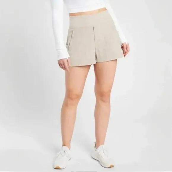 Athleta Trekkie North Shorts Hiking Women Size 12