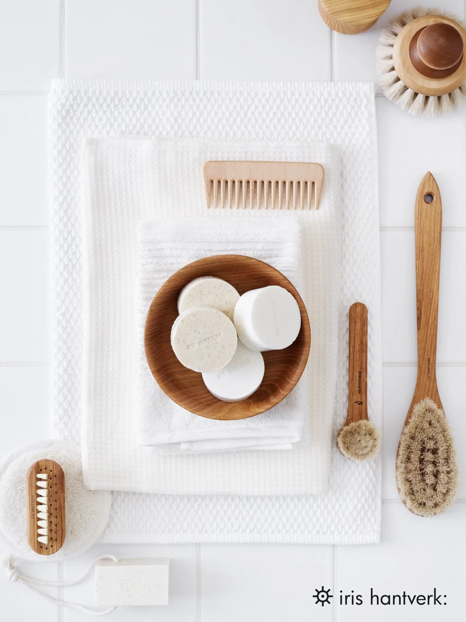Bath Brush With Handle