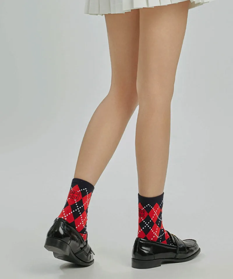 CREVE NINE: Argyle Middle Socks - Red