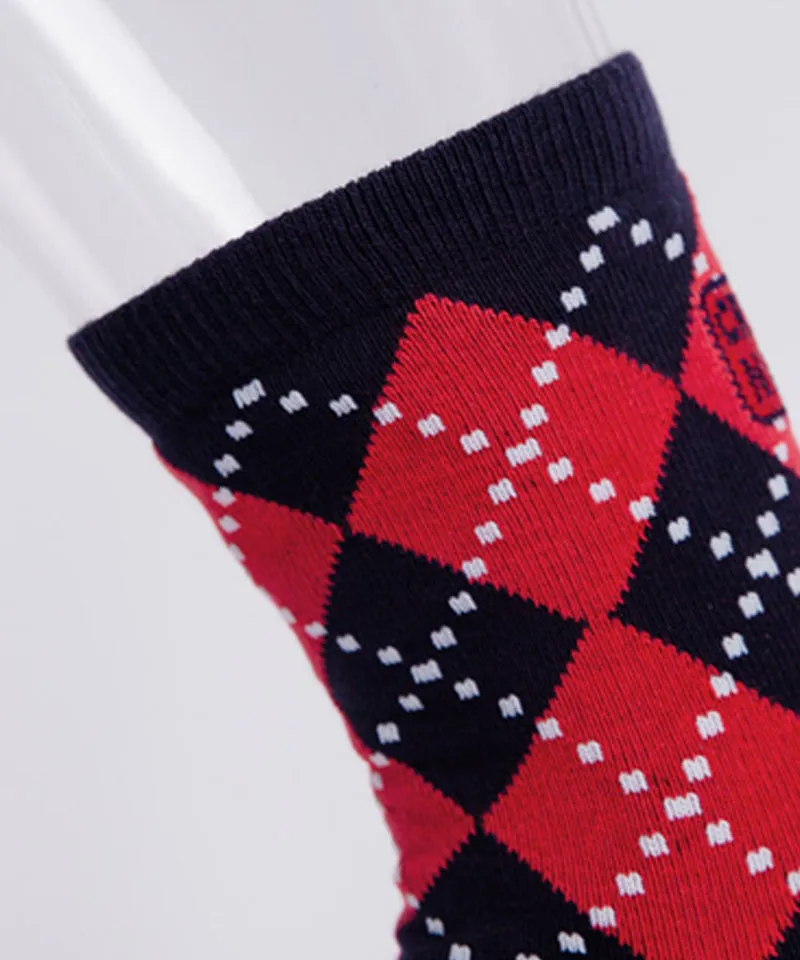 CREVE NINE: Argyle Middle Socks - Red