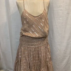 CURRENT AIR Large spaghetti strap top with matching mini skirt