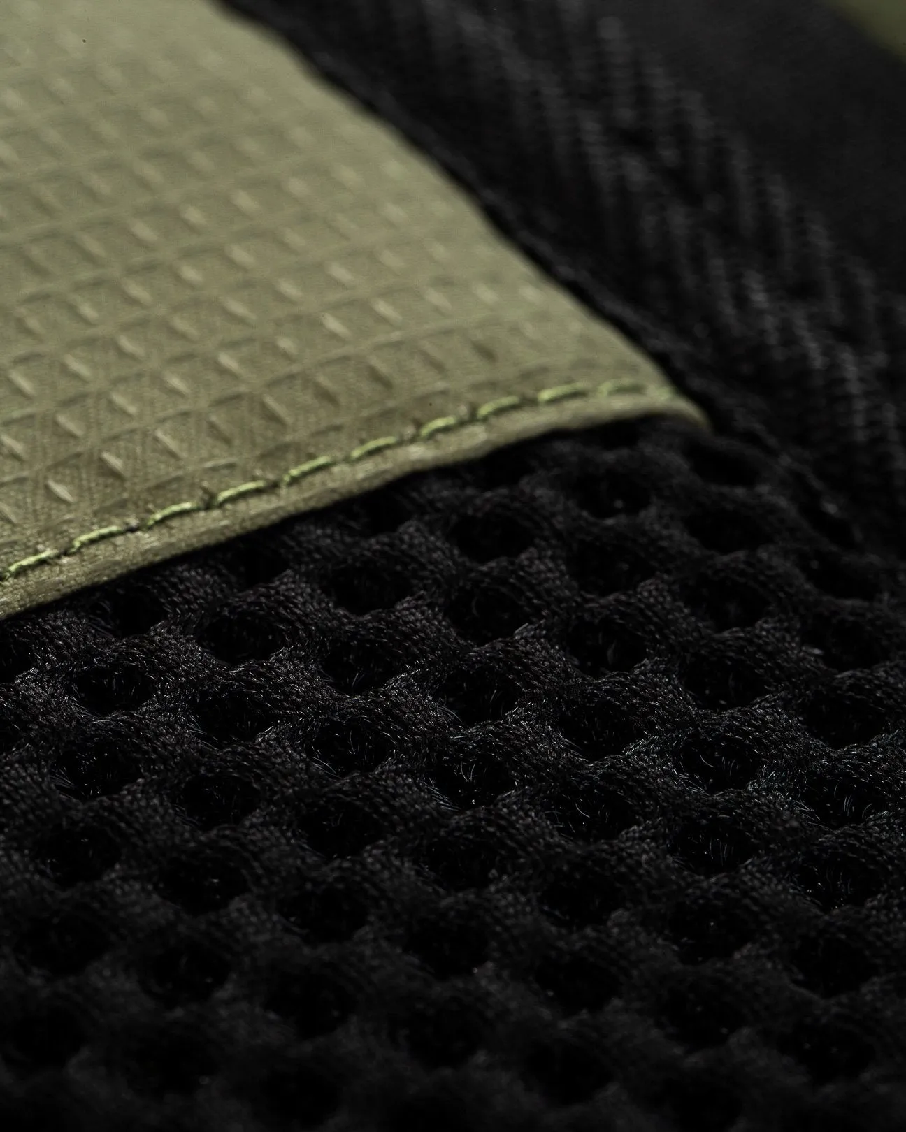 Fish Day Use DT2.0 | Military Black