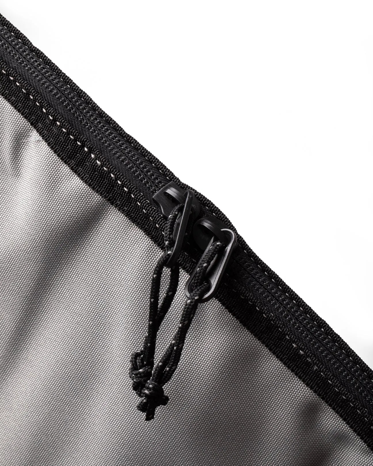 Fish ICON | Silver Black