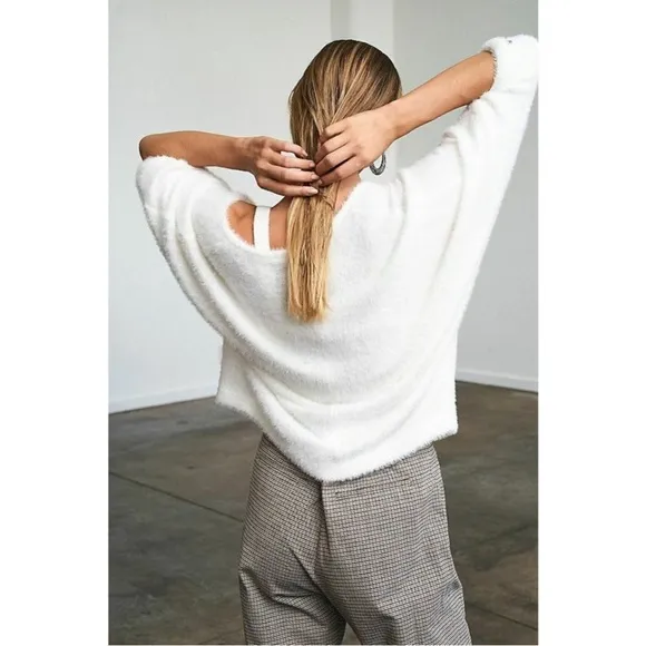 Free People FP White Fuzzy Cardigan Sweater Size Medium NWT