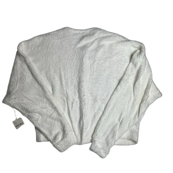 Free People FP White Fuzzy Cardigan Sweater Size Medium NWT