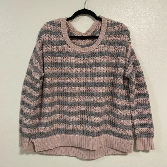 Free People Sweater Women’s Size Medium Pink Gray At The Beach Striped Sweater