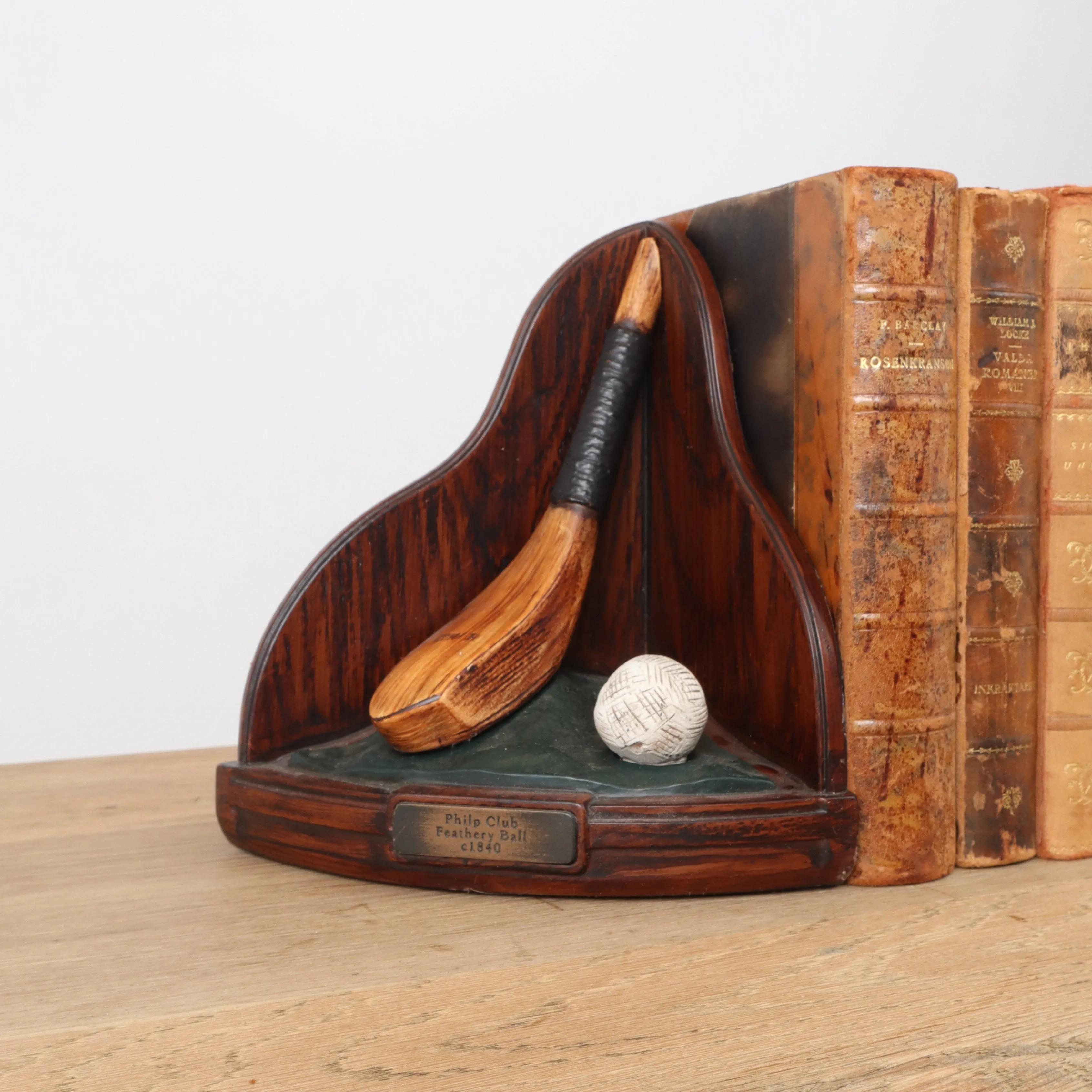 Golf Ball & Club Bookends