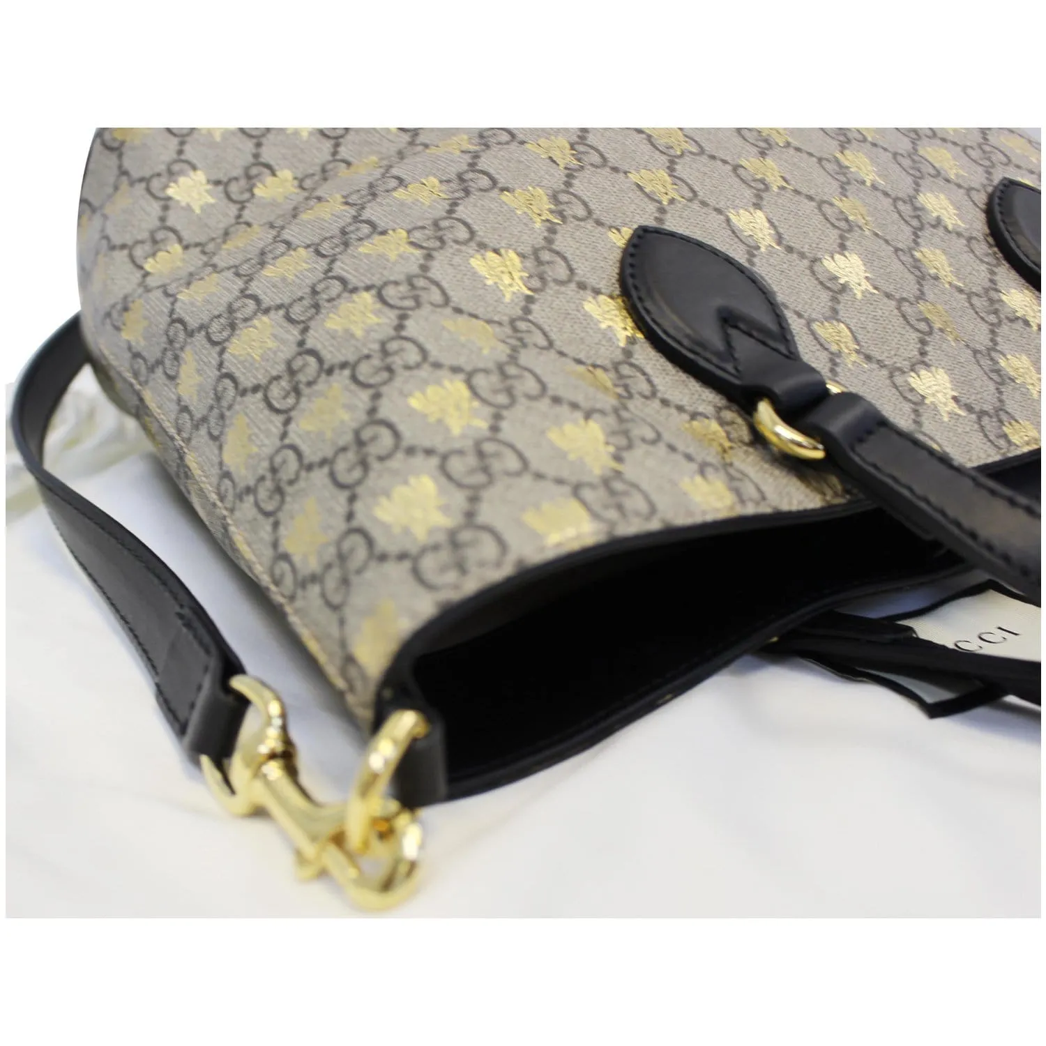 GUCCI GG Supreme Bees Monogram Tote Bag Black/Gold 473887