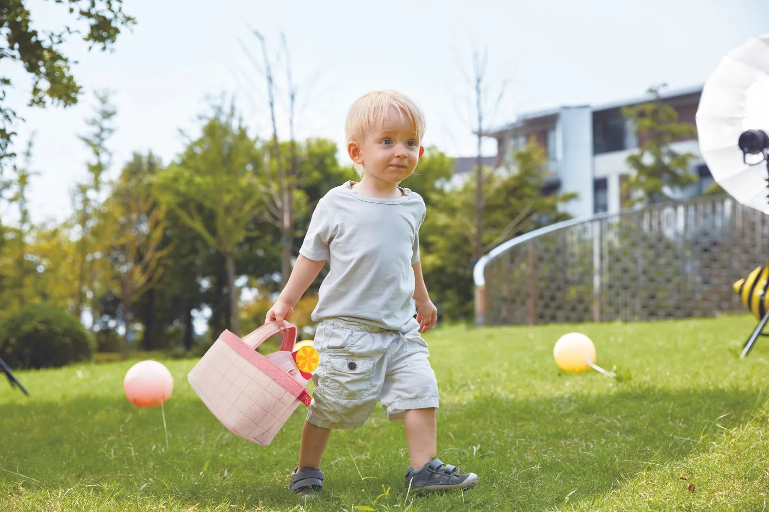 Hape Toddler Picnic Basket