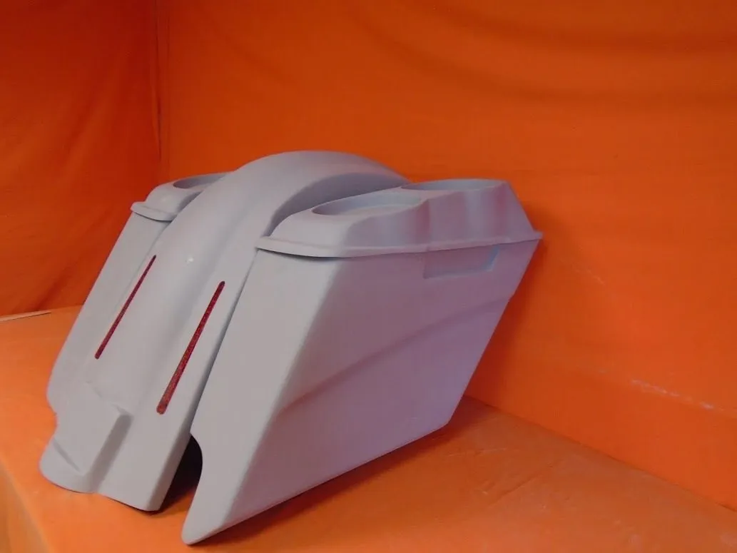Harley Davidson 5" Heritage Softail Extended Saddlebags Dual 6.5" Speaker Lids   LED Fender Right Cutout