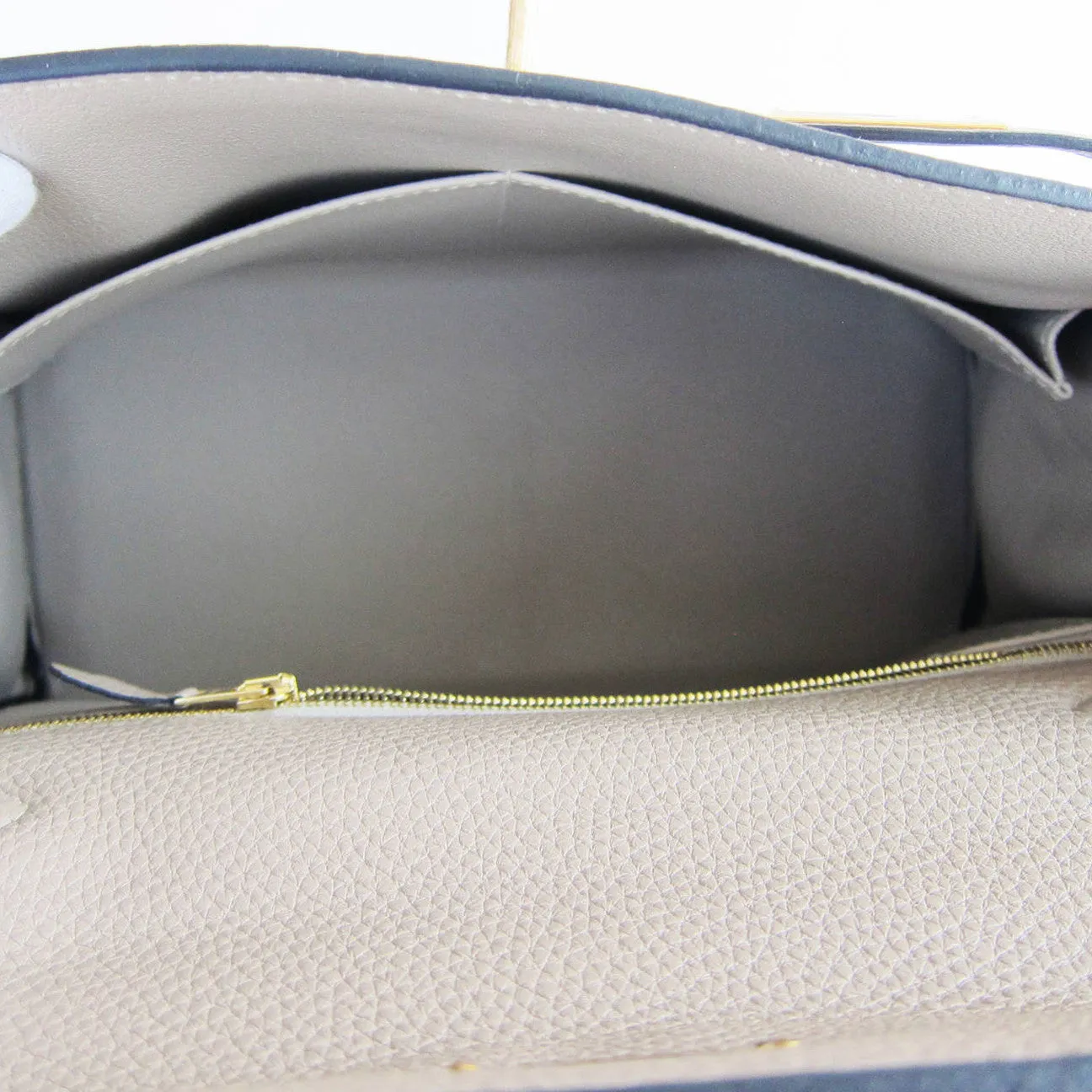 Hermes Gris Tourterelle 28cm Togo Kelly Gold GHW Shoulder Bag