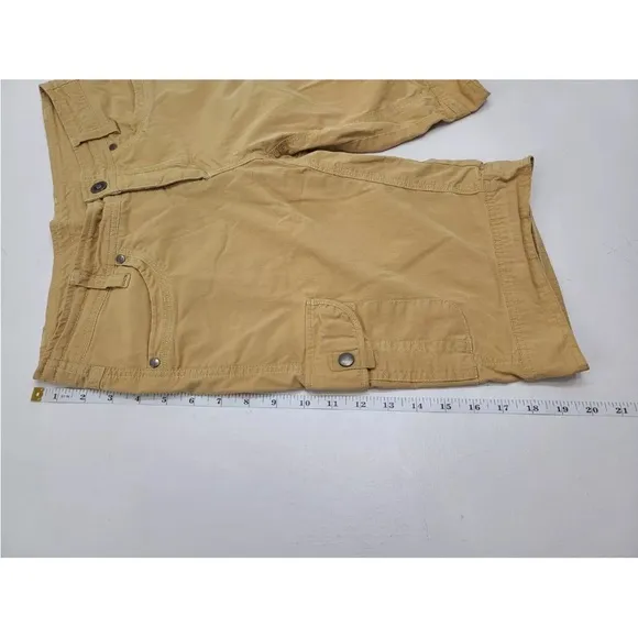 Kuhl Bermuda Shorts Outdoor Cargo Casual Hiking Beige Gold Size 8 Womens