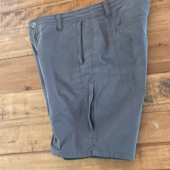 Kuhl Hiking Shorts Size 8