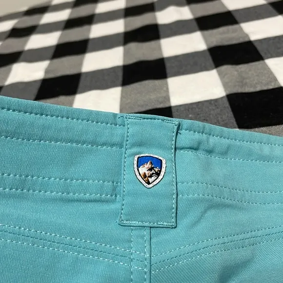Kuhl SHIFT ANFIB SHORT Aqua Blue Hiking 6275 Size 12 x 7 Stretch Zip Pockets