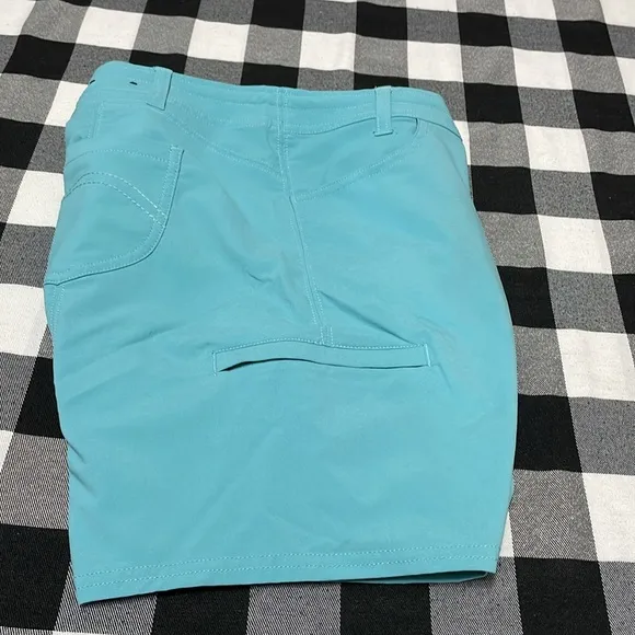 Kuhl SHIFT ANFIB SHORT Aqua Blue Hiking 6275 Size 12 x 7 Stretch Zip Pockets