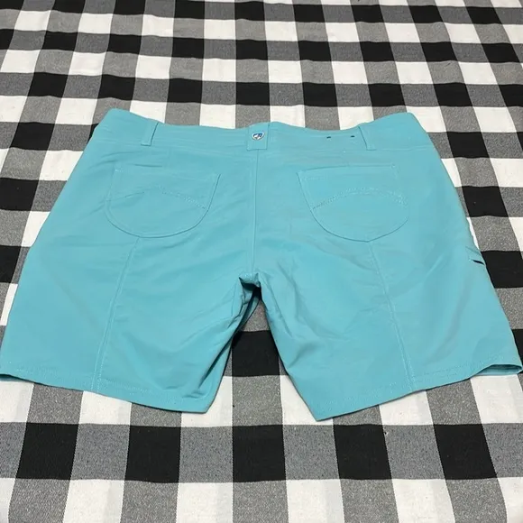 Kuhl SHIFT ANFIB SHORT Aqua Blue Hiking 6275 Size 12 x 7 Stretch Zip Pockets