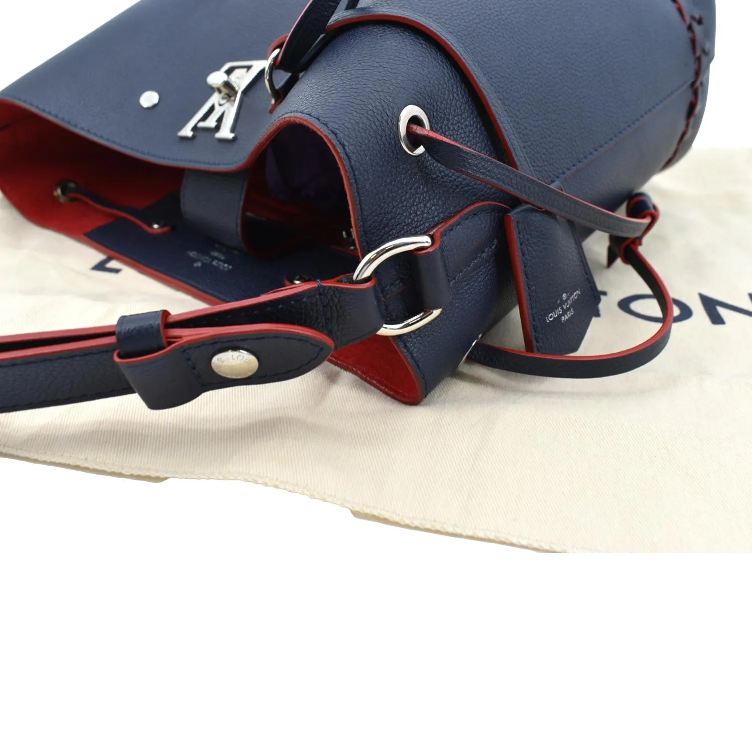 LOUIS VUITTON Lockme Bucket Calf Leather Shoulder Bag Marine Rouge
