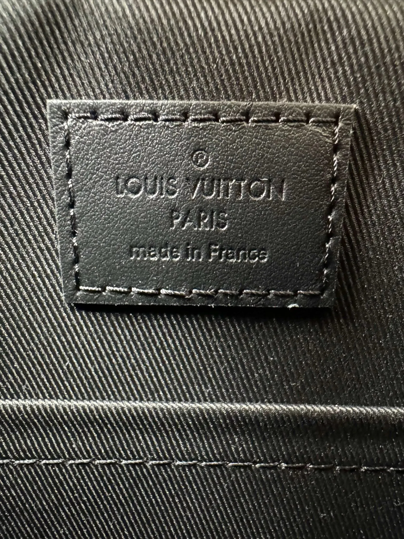 Louis Vuitton Trio Messenger Bag (Unused)