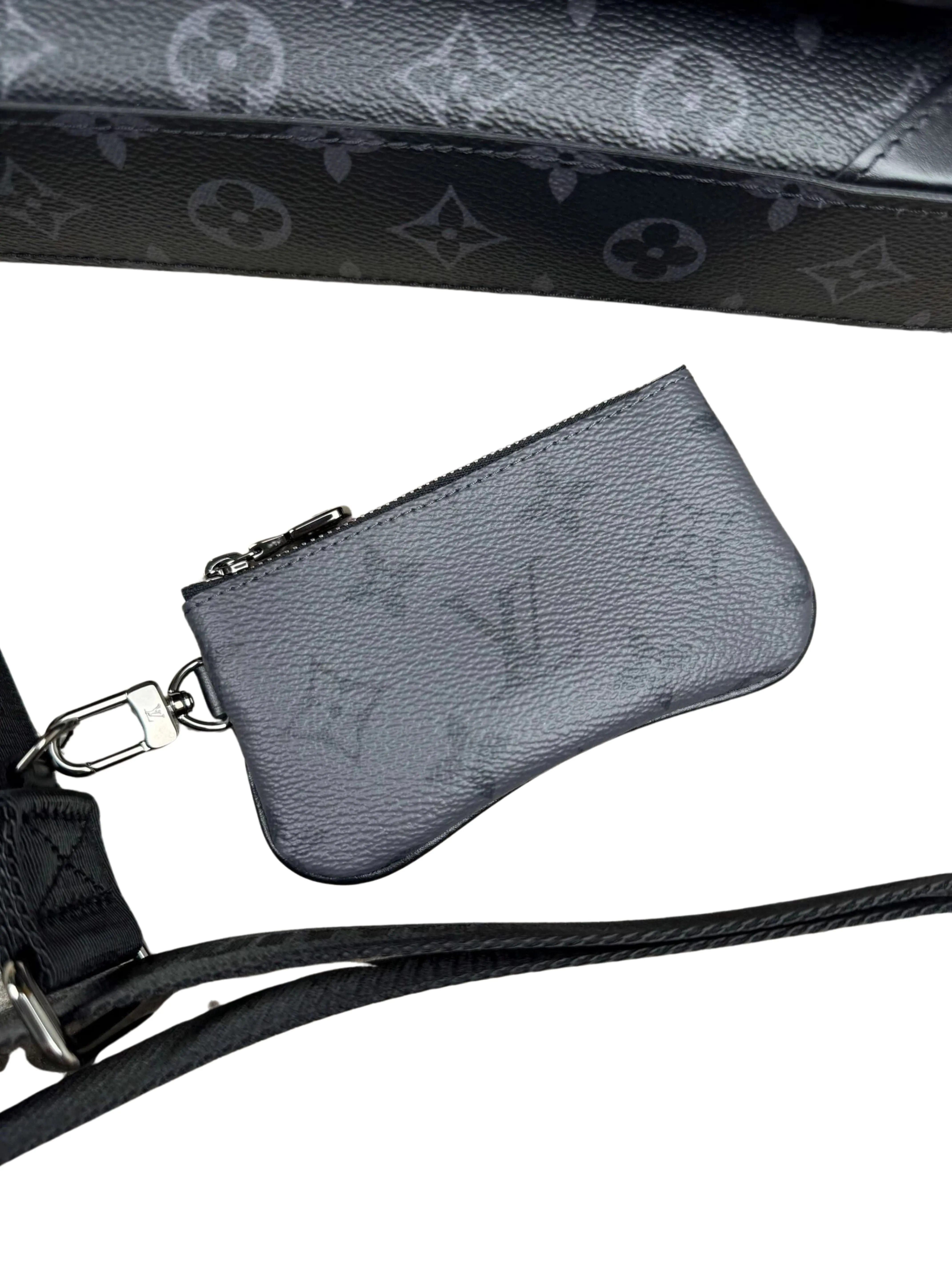 Louis Vuitton Trio Messenger Bag (Unused)