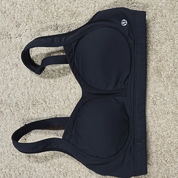 Lululemon bra size 8/10 with padding