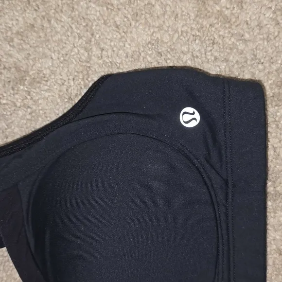 Lululemon bra size 8/10 with padding
