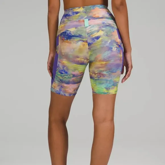Lululemon Cargo Super High Rise Hiking Short 8”