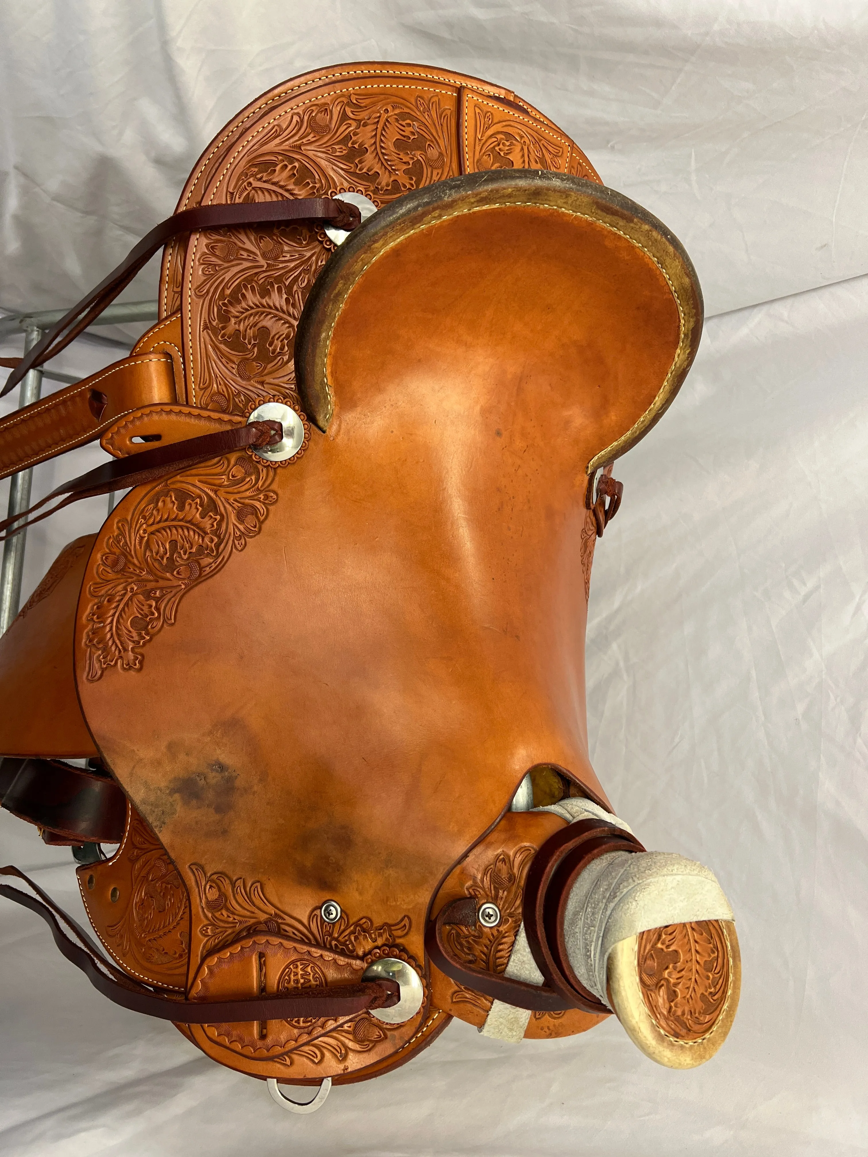 Martin Saddlery 16.5” Buckaroo Western Saddle