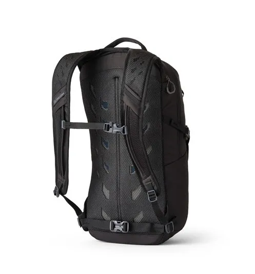 Nano 18 Daypack