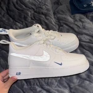 Nike Air Force 1 size 7 youth 8 women’s