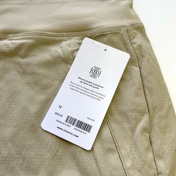 NWT Athleta Trekkie North Short