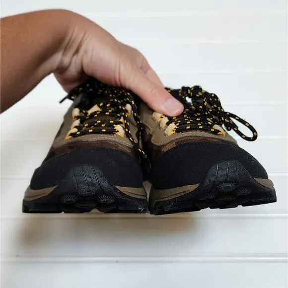 NWT Merrell Moabspeed Low Waterproof Hiking Sneakers