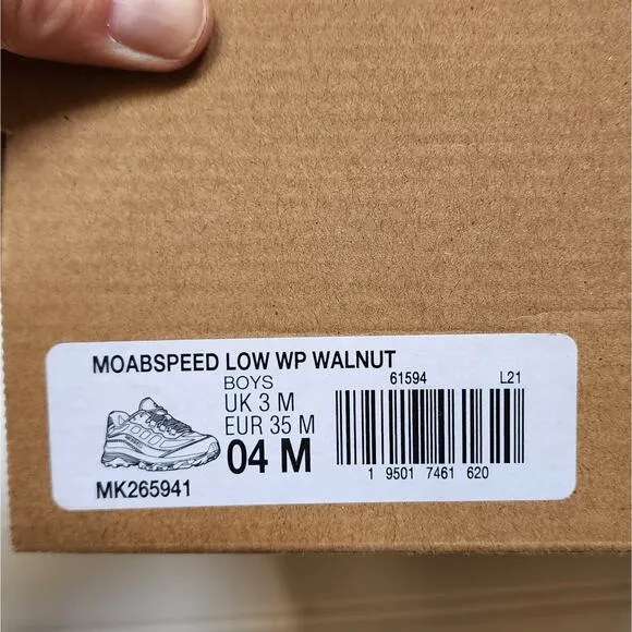 NWT Merrell Moabspeed Low Waterproof Hiking Sneakers