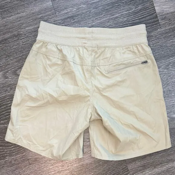 NWT The North Face Aphrodite Bermuda ShortTwill Beige UPF 50 Size Small