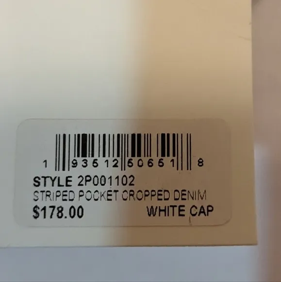 NWT Vineyard Vines Raw Hem Cropped White Jeans, Size 25 (Ladies