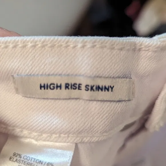 NWT Vineyard Vines Raw Hem Cropped White Jeans, Size 25 (Ladies