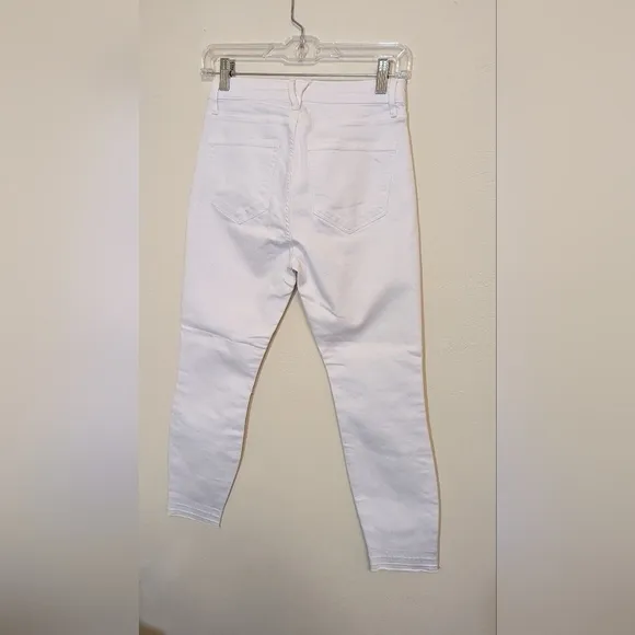 NWT Vineyard Vines Raw Hem Cropped White Jeans, Size 25 (Ladies