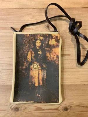 Pretty Flower Iroquois Leather Handbag | 6x9 | Sepia