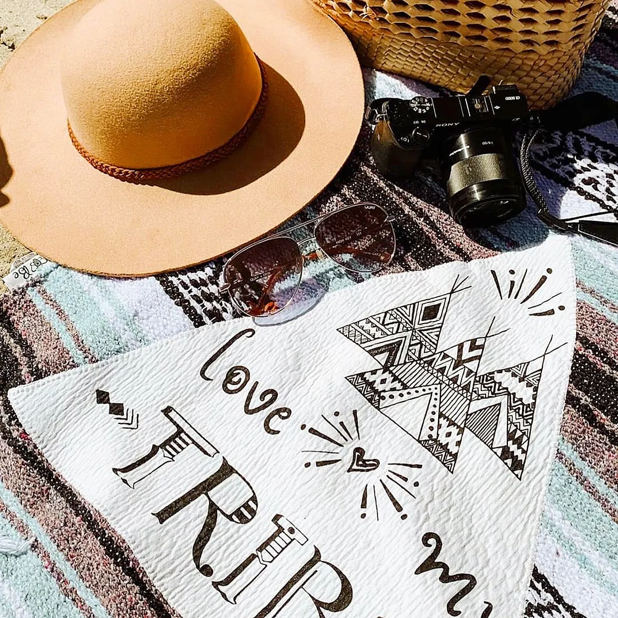 "Love My Tribe" - Mint Throw - Falza Mexican Blanket - Wholesale