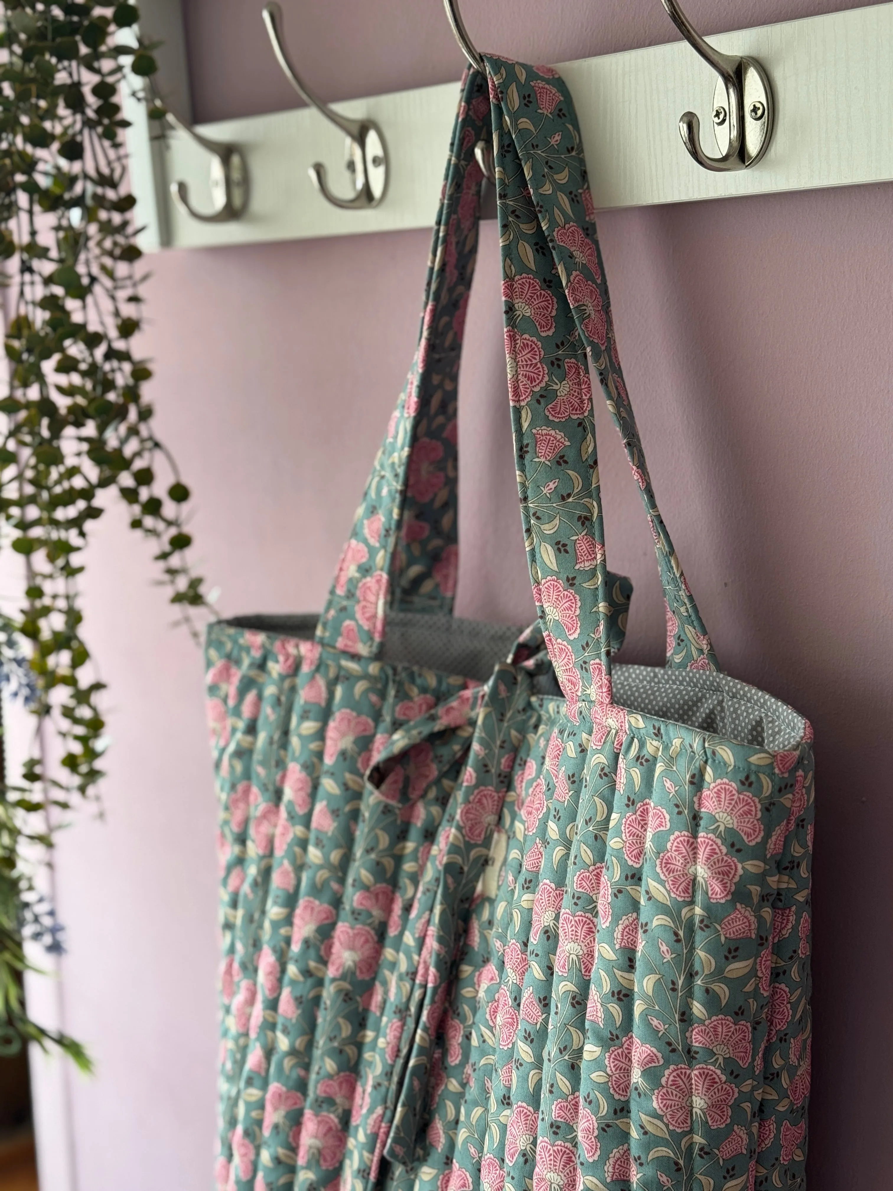 Restock! Tote bag Amalia green petrol pink flowers.