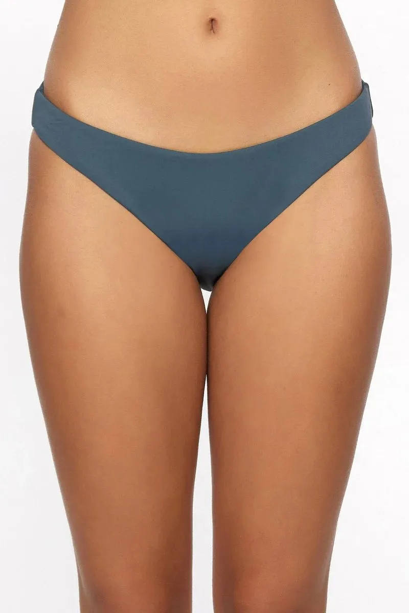 Saltwater Solids Rockley Bottoms