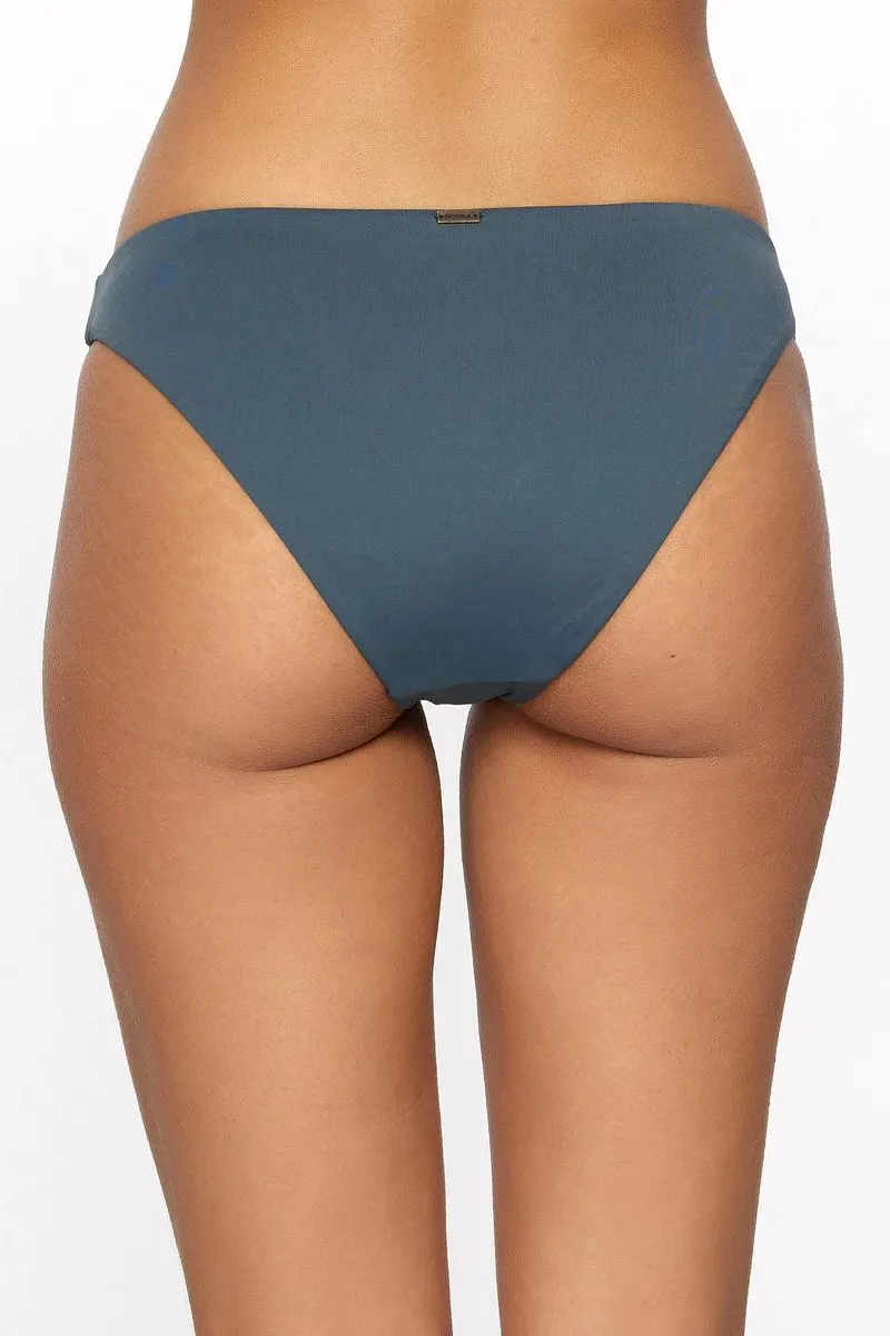 Saltwater Solids Rockley Bottoms