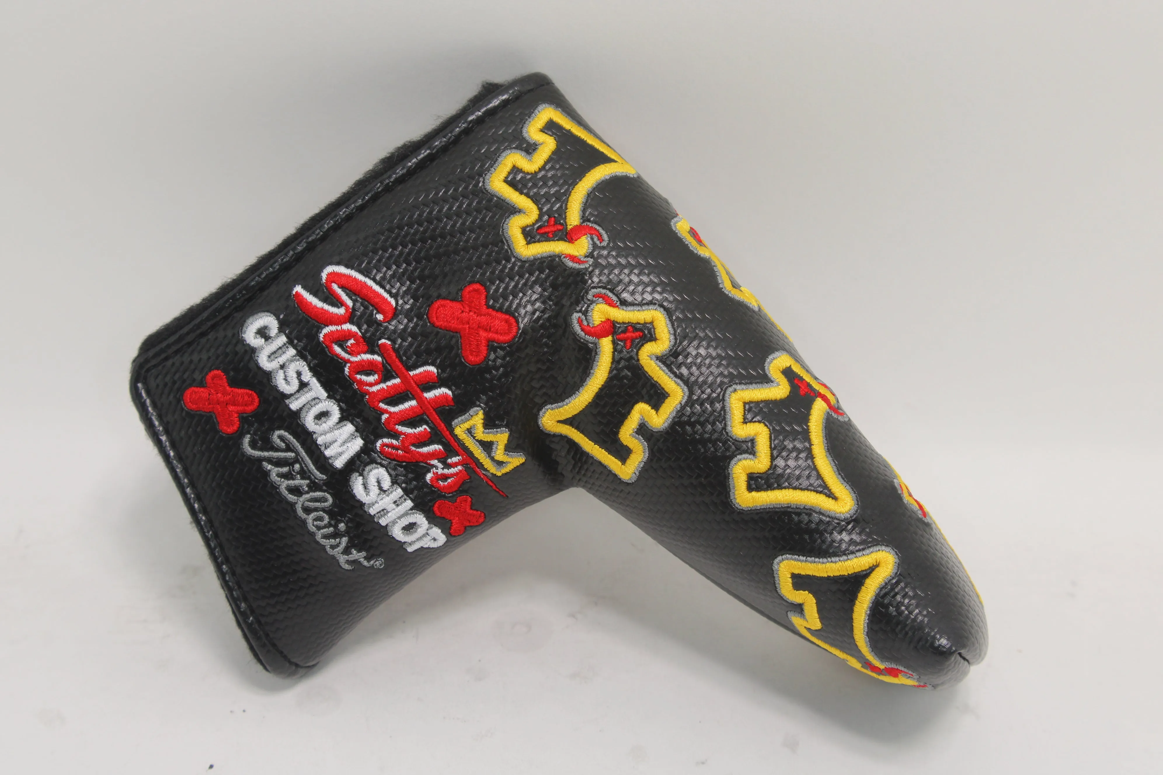 Scotty Cameron 2010 Dancing Junk yard Dog- Black