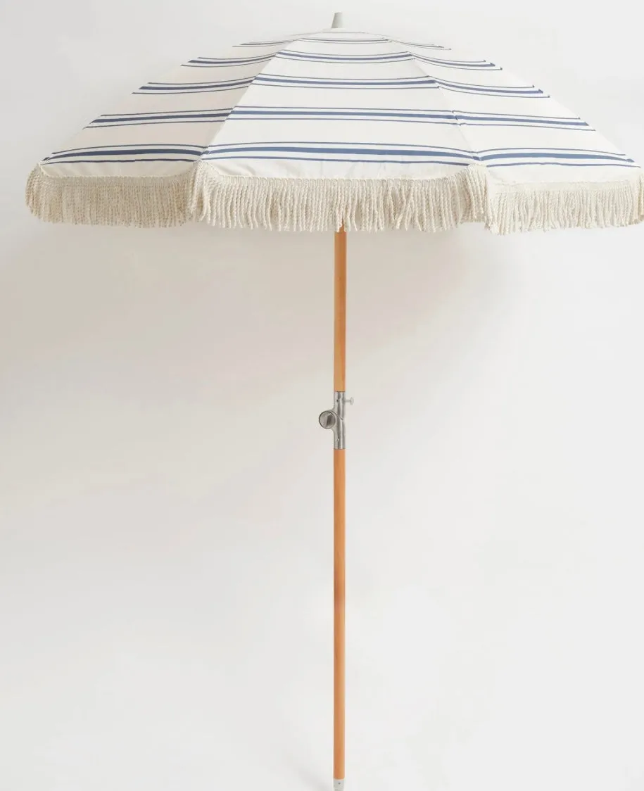 SUNNYLiFE Luxe Beach Umbrella | The Resort