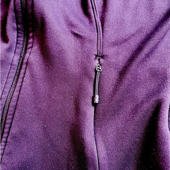 THE NORTH FACE Shastina Full Zip Fleece in Eggplant, Dark Purple Wine, S