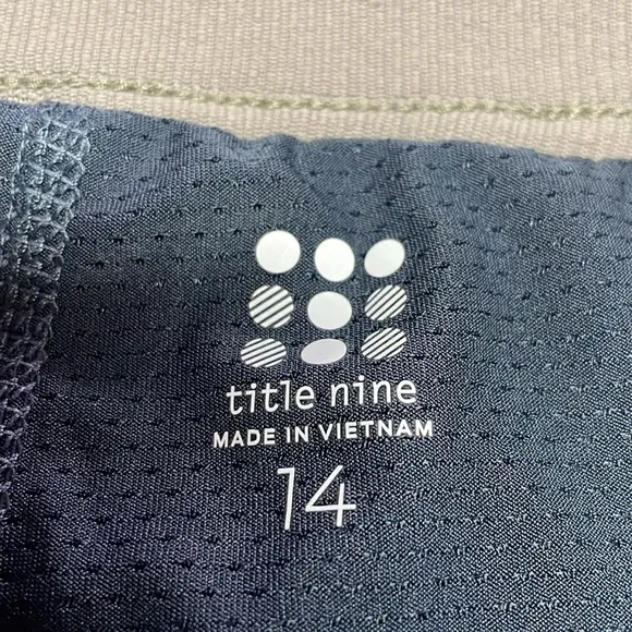 Title Nine Recycled Clamber 2.0Hiking Skort Timber Wolf TanSize 14.