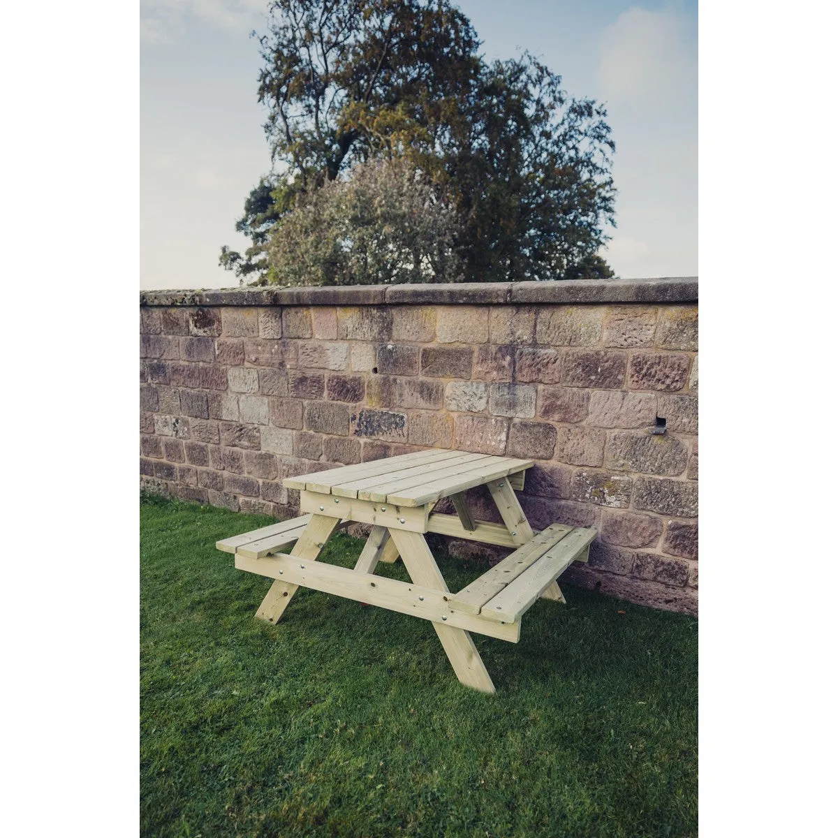 Traditional Garden Picnic Table by Churnet Valley - 4 Seats - PT101