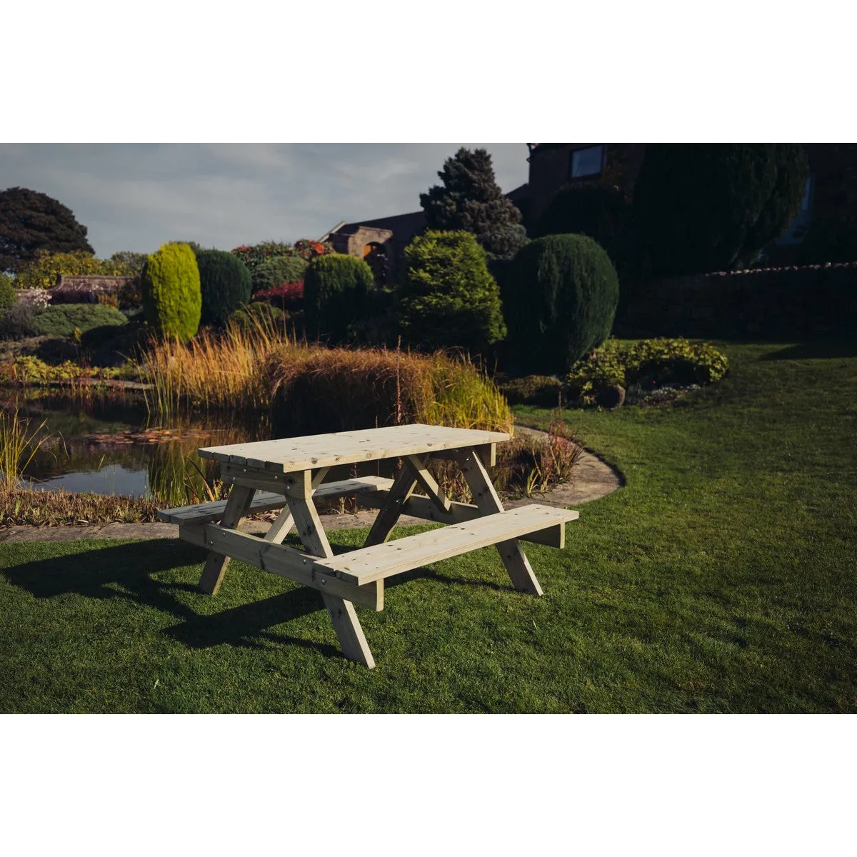 Traditional Garden Picnic Table by Churnet Valley - 4 Seats - PT101