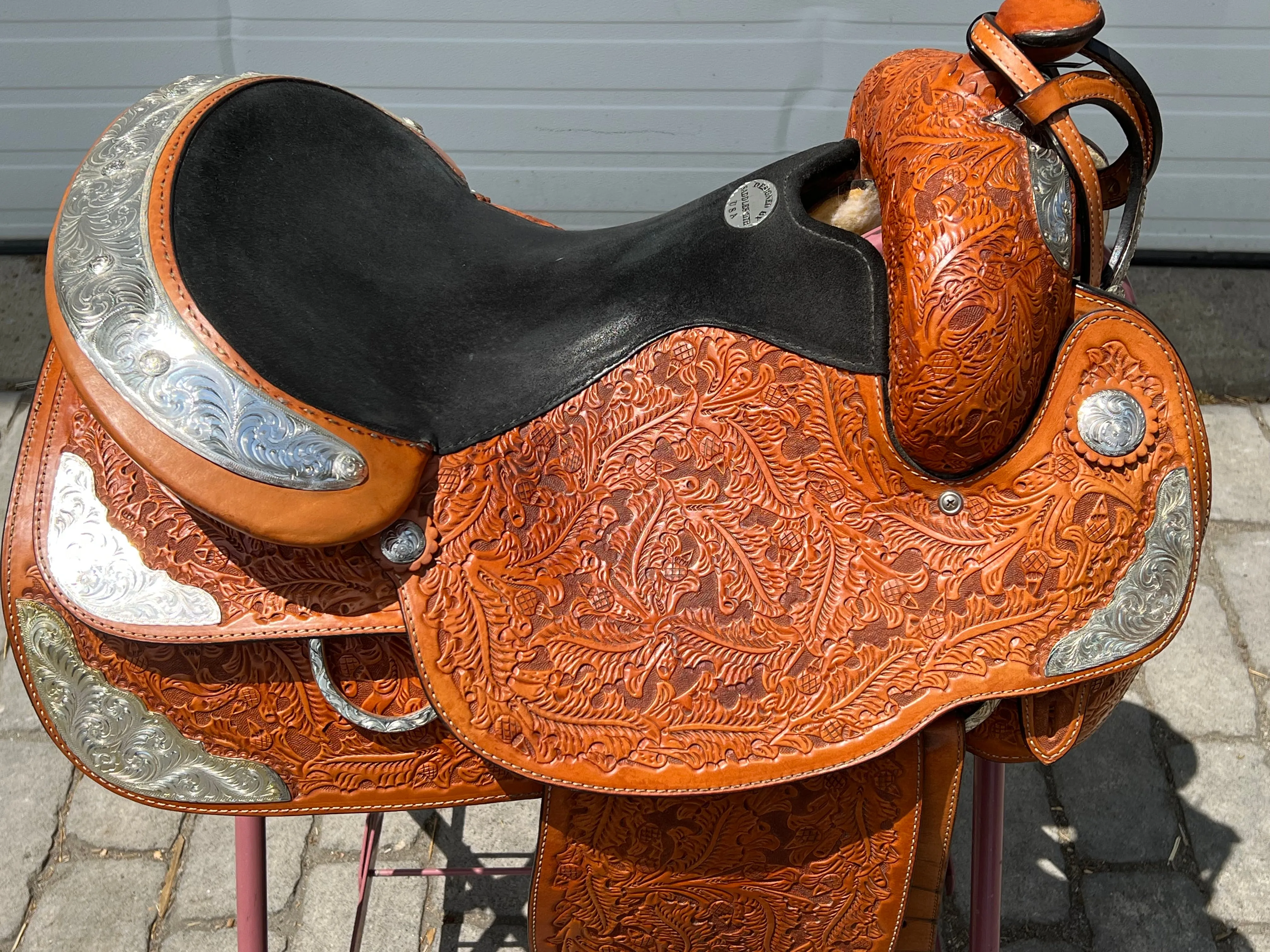 Used Saddlesmith USA 16” Western Show Saddle